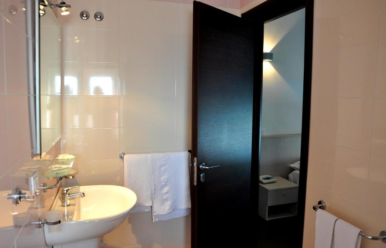Albergo Riviera Spineta Battipaglia Luaran gambar